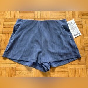 Lululemon rubbed Softstreme hr short 2 inch